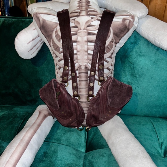 Handmade leather shoulder holster festival bag - Picture 2 of 12